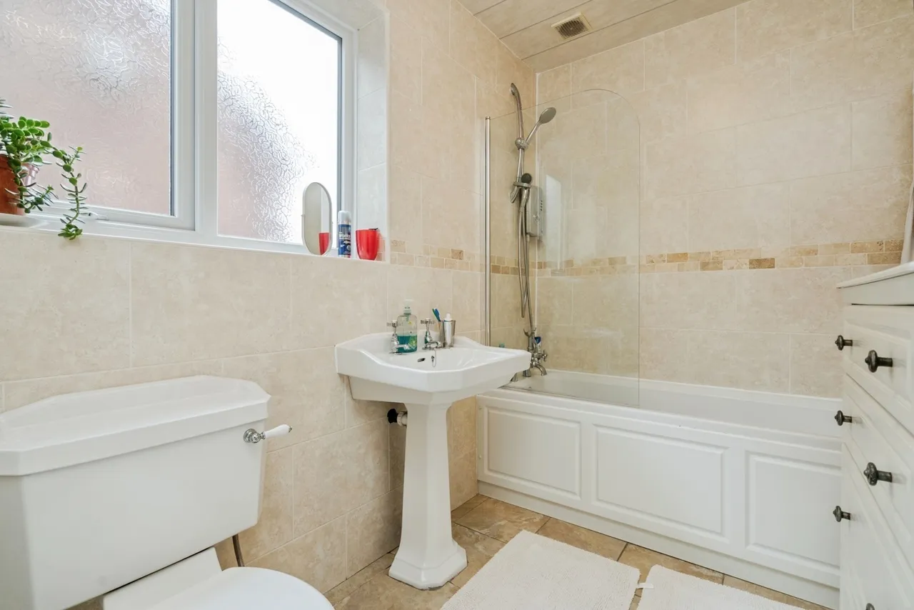 Oakenclough Drive, Bolton, BL1, photo 13