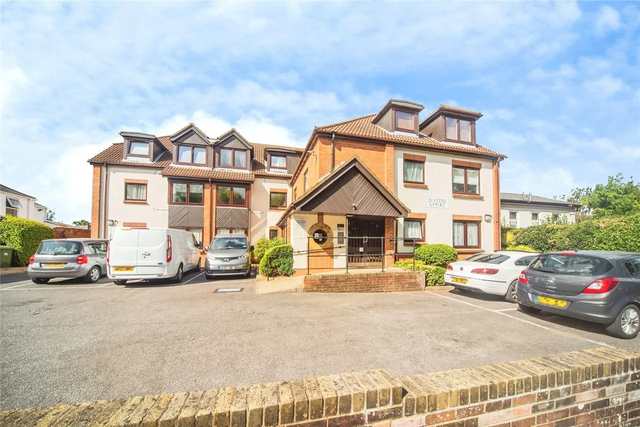 1 bed flat for sale, Bitterne Road East, Southampton, SO18