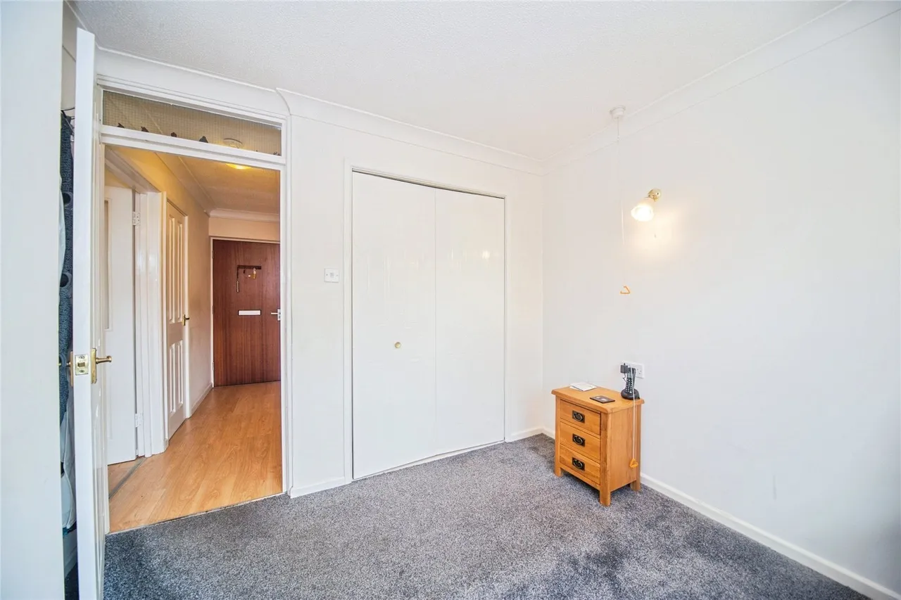 Bitterne Road East, Southampton, SO18, photo 6