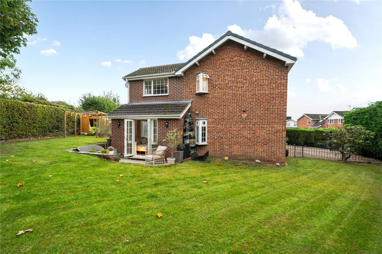 Stone Brig Green, Rothwell, LS26, photo 8