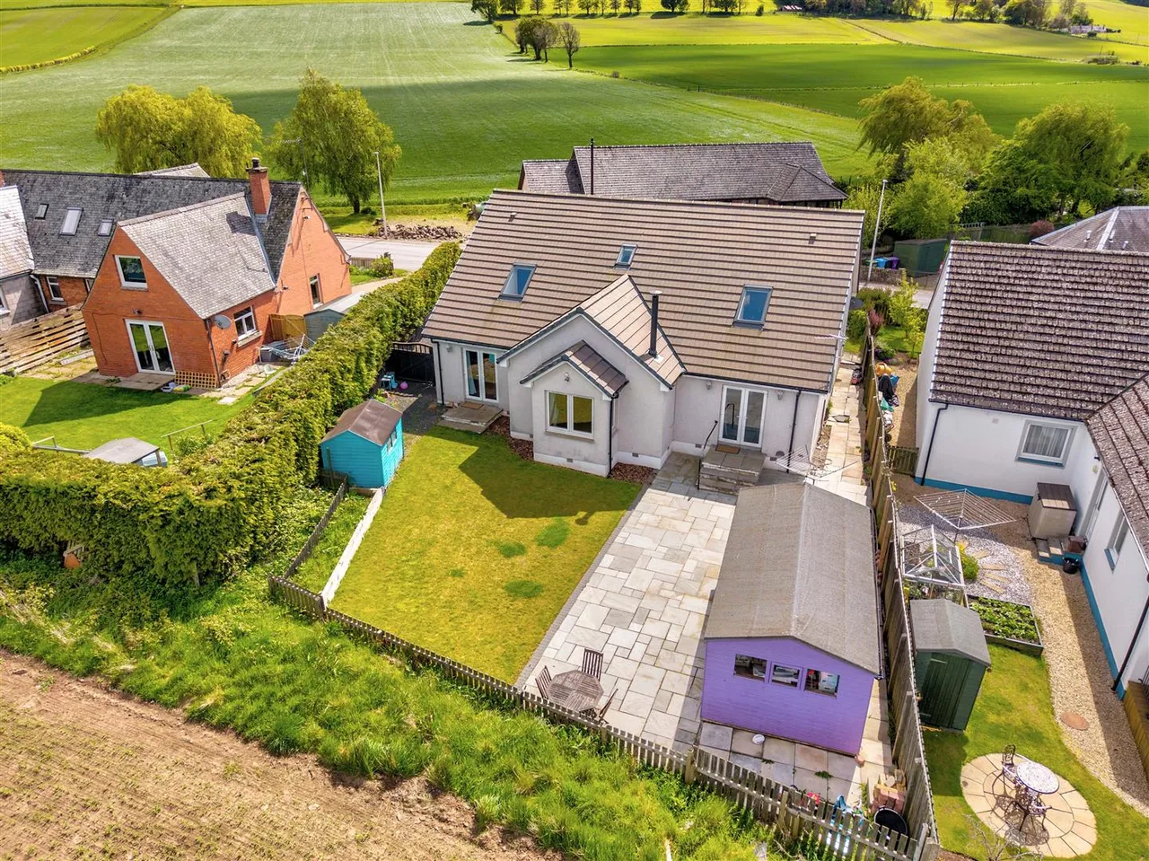 6 bed house for sale, Viewfield, Eassie