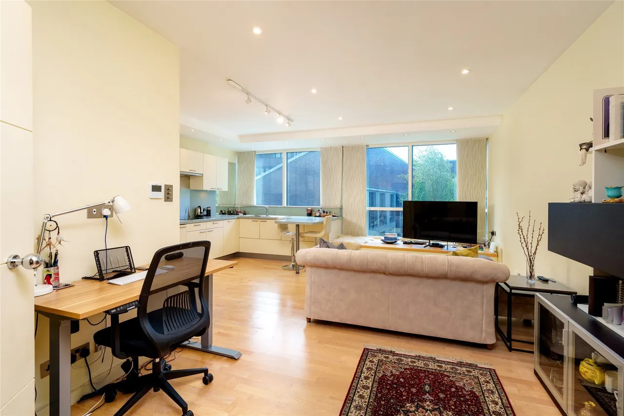 Grosvenor Road, The Panoramic, Westminster, London, SW1V, photo 10