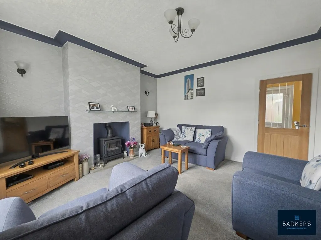 Welwyn Avenue, Batley WF17 8DU, photo 4