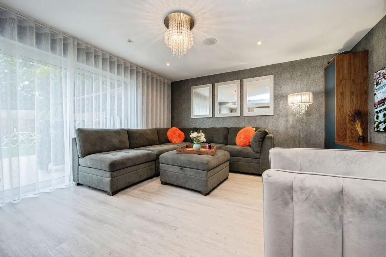 Stanford Road, Luton, Bedfordshire, LU2, photo 11