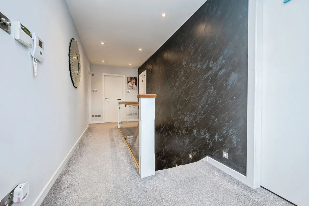 Stanford Road, Luton, Bedfordshire, LU2, photo 16