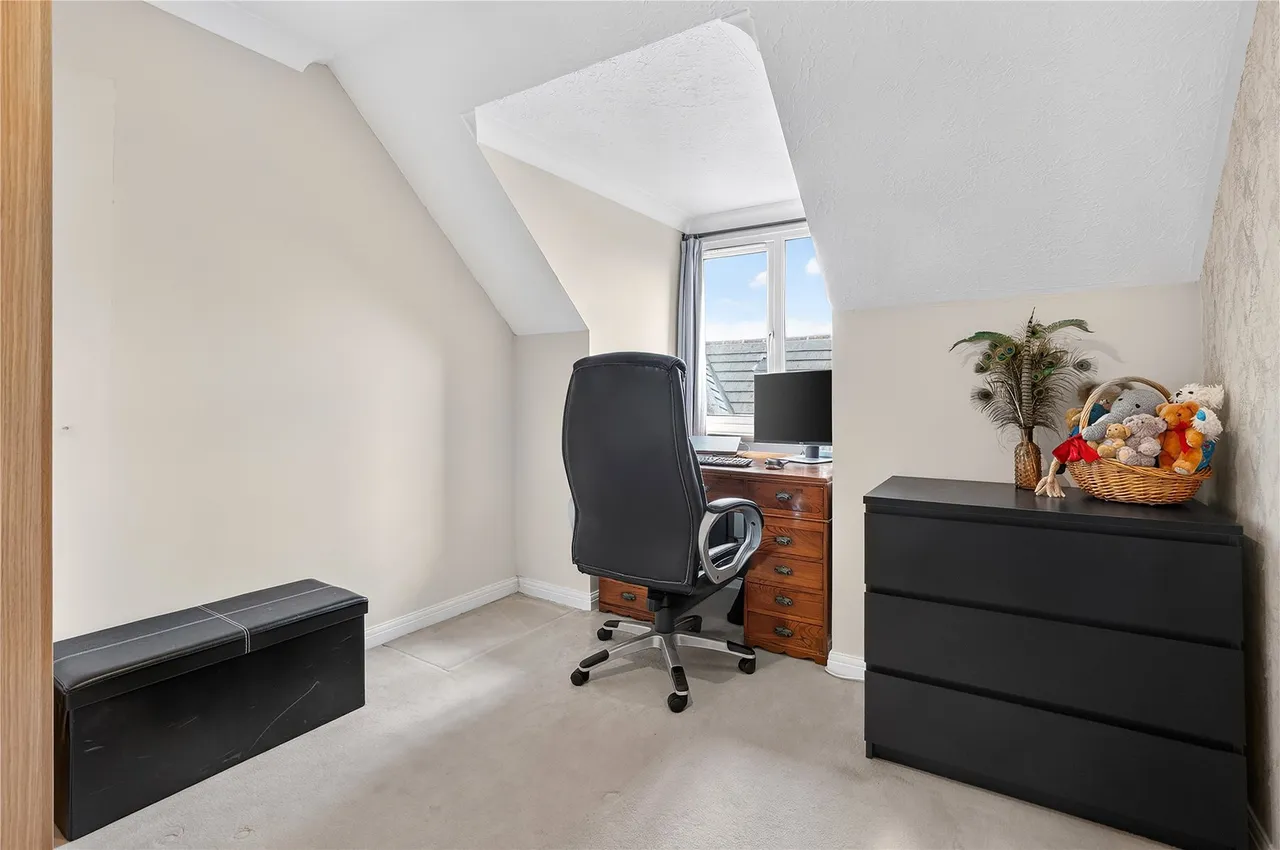 Anchor Hill, Knaphill, GU21, photo 8