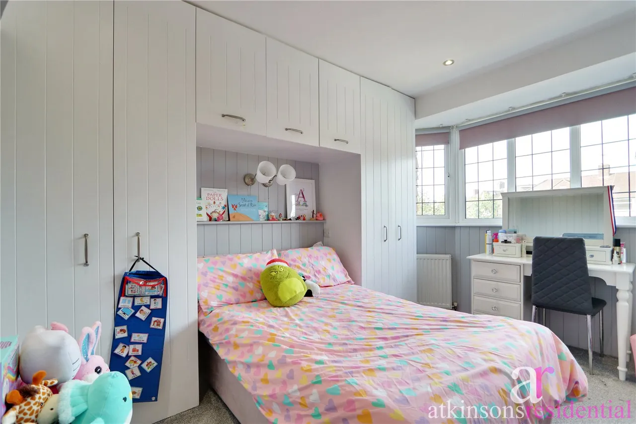 Kenilworth Crescent, Enfield, Middlesex, EN1 3RG, photo 10
