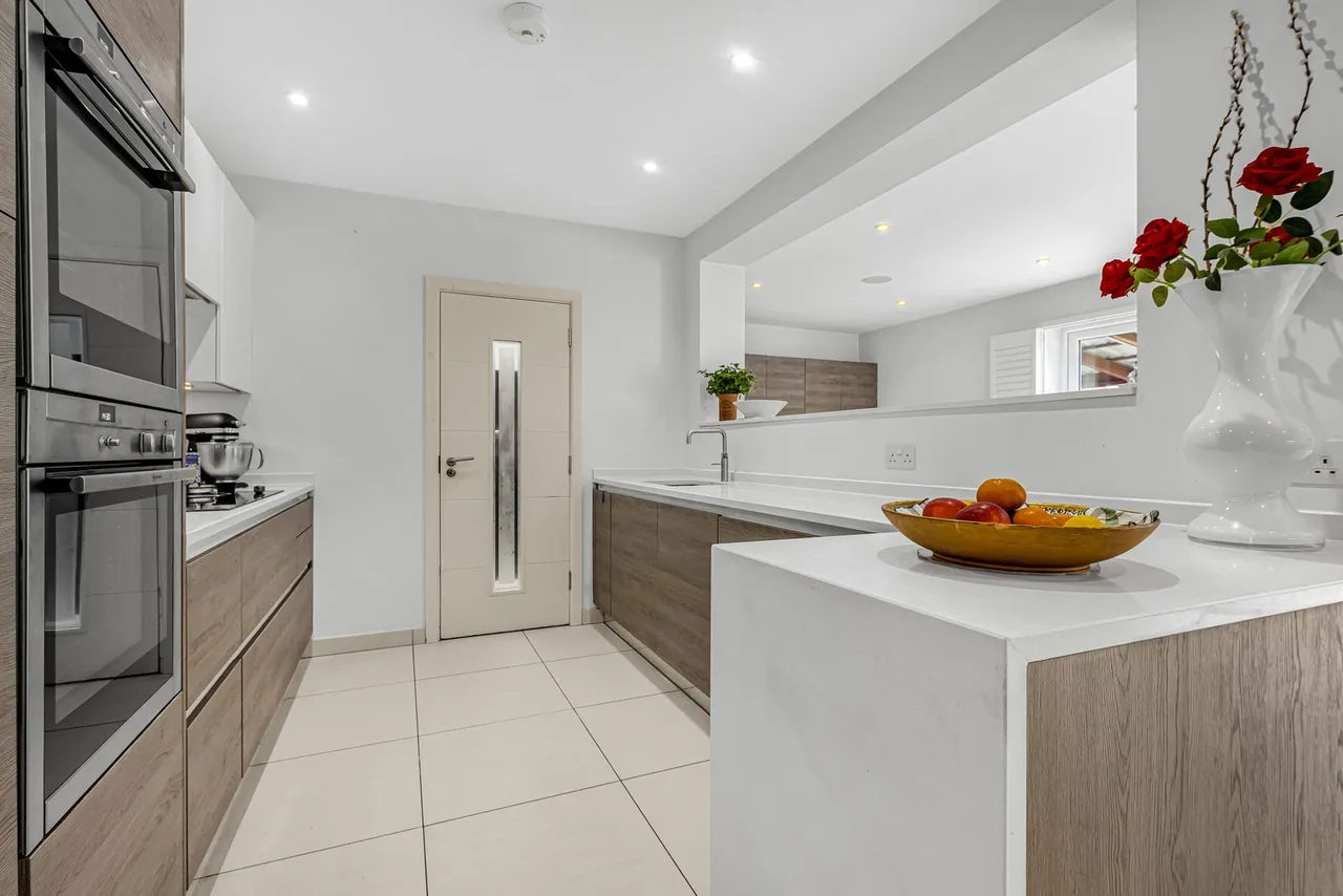 Beresford Avenue, Whetstone, N20, photo 4