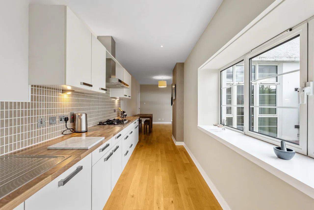 100 Canniesburn Quadrant, Bearsden, G61 1RW, photo 10