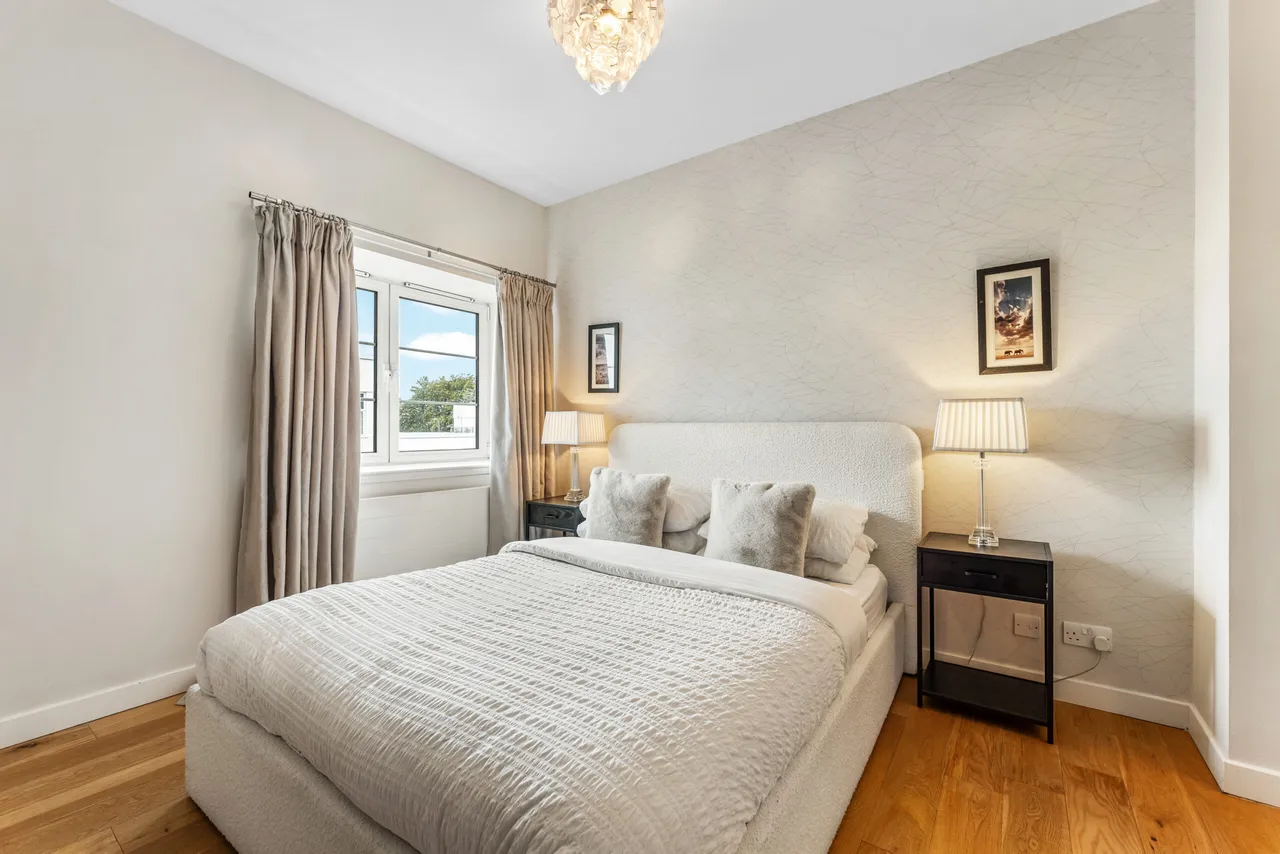 100 Canniesburn Quadrant, Bearsden, G61 1RW, photo 16