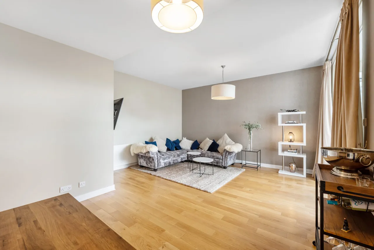 100 Canniesburn Quadrant, Bearsden, G61 1RW, photo 7