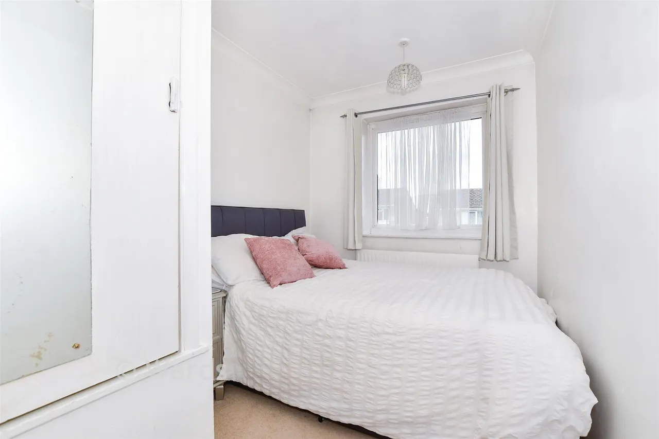 Kilndown Close, Maidstone, ME16, photo 11