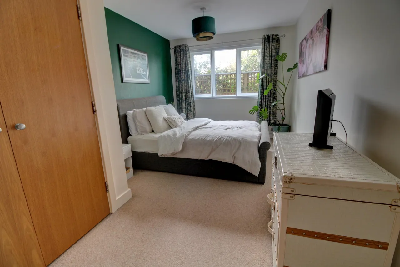 Enborne Road, Newbury, RG14, photo 5