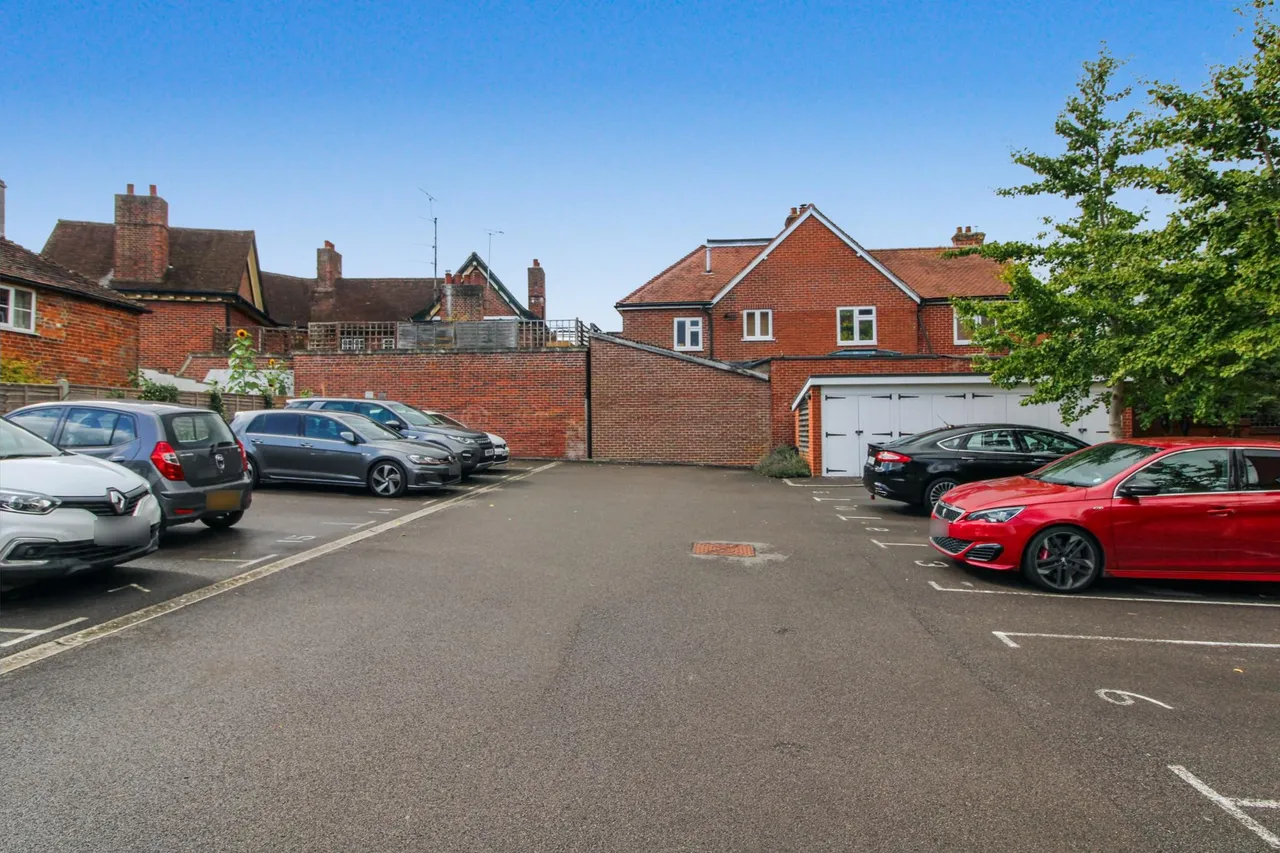 Enborne Road, Newbury, RG14, photo 9