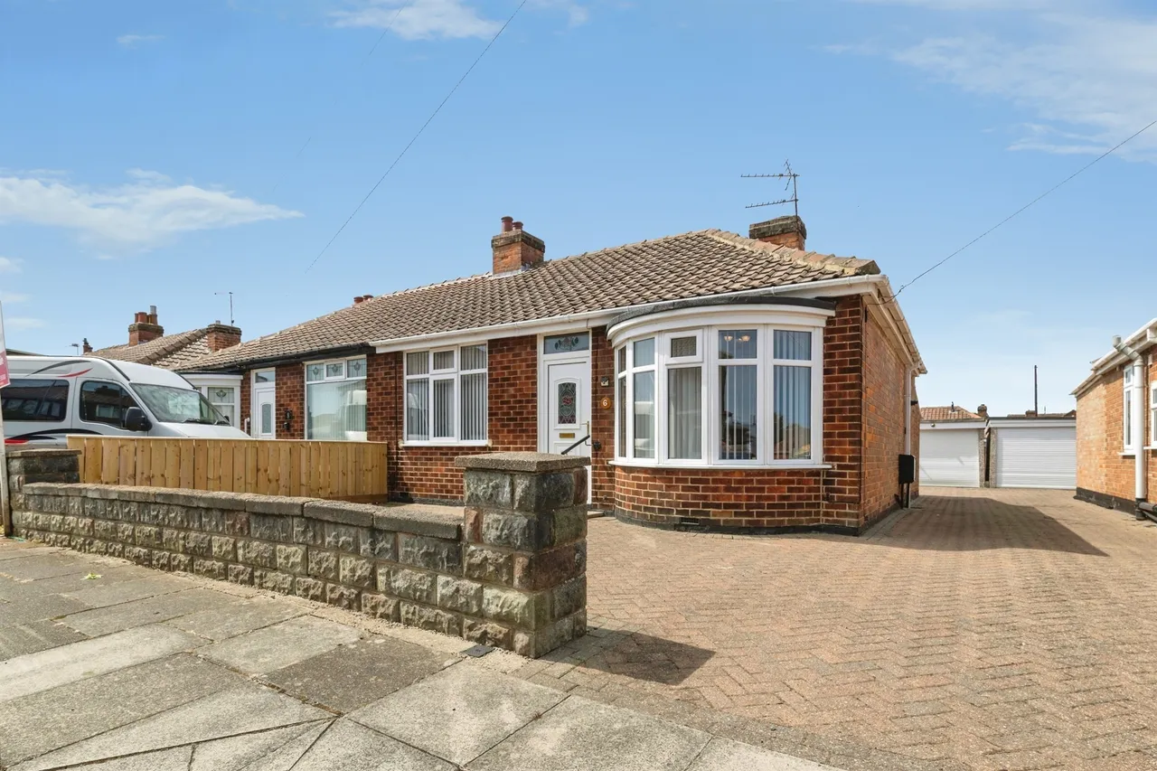 2 bed house for sale — Jubilee Grove, Billingham