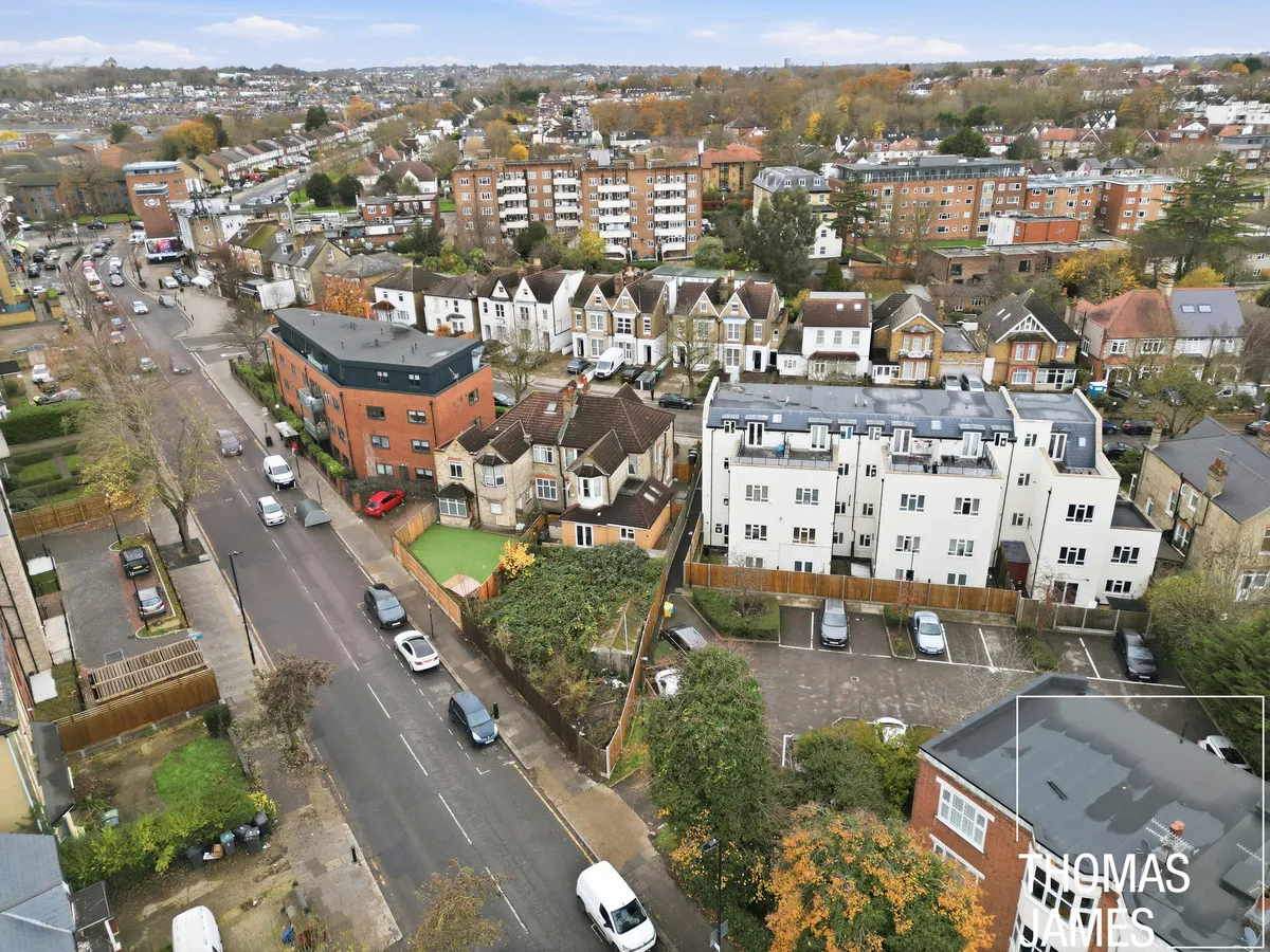 London, N11, photo 12