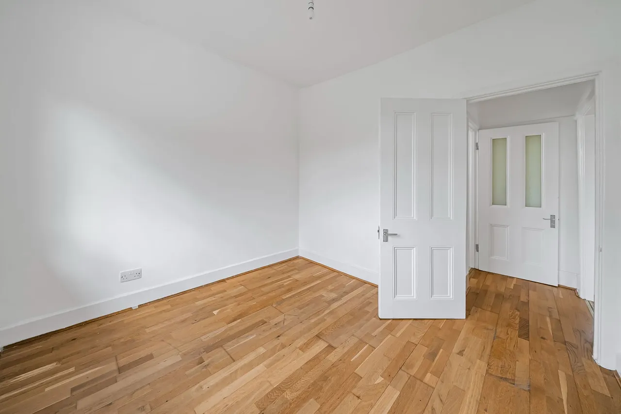 Luffman Road, London, SE12 9SX, photo 11