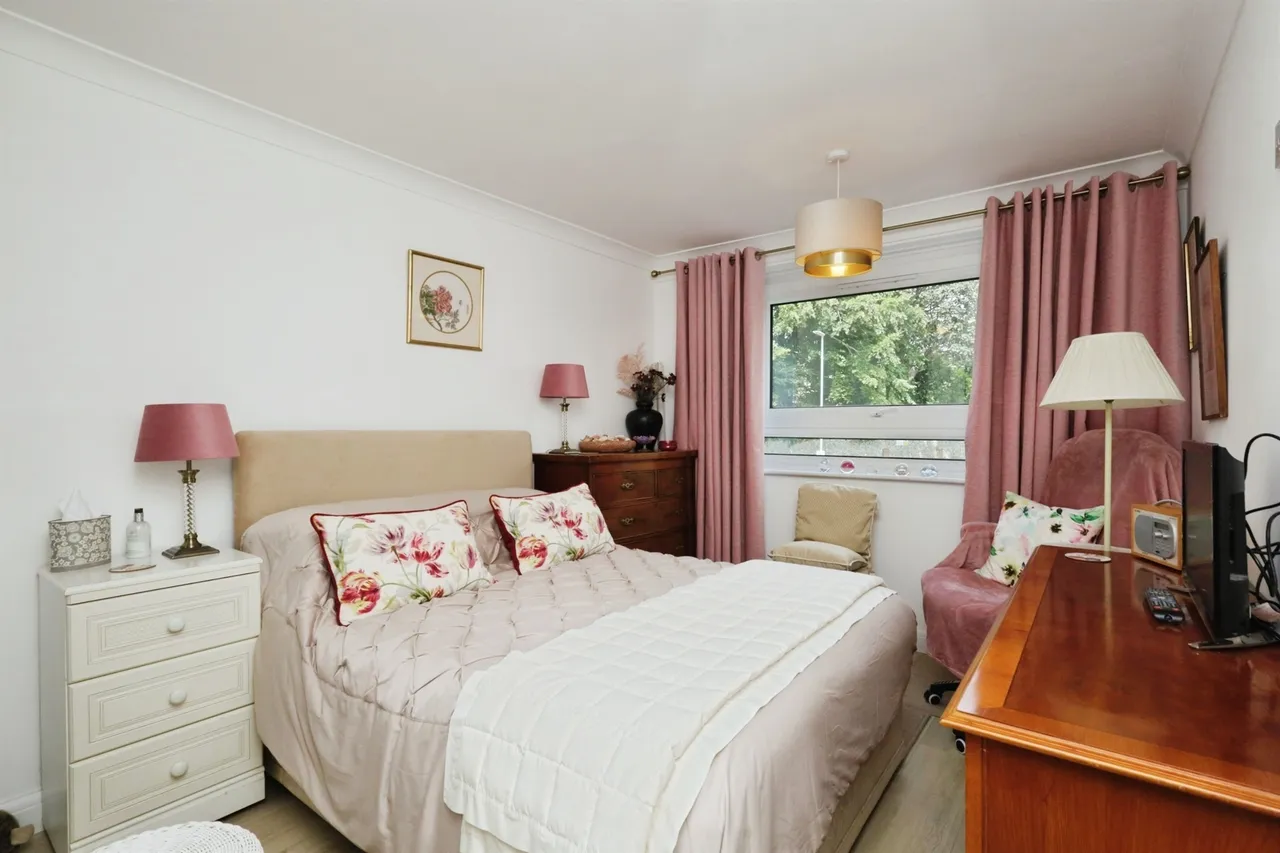 Hartington Place, Eastbourne, photo 8