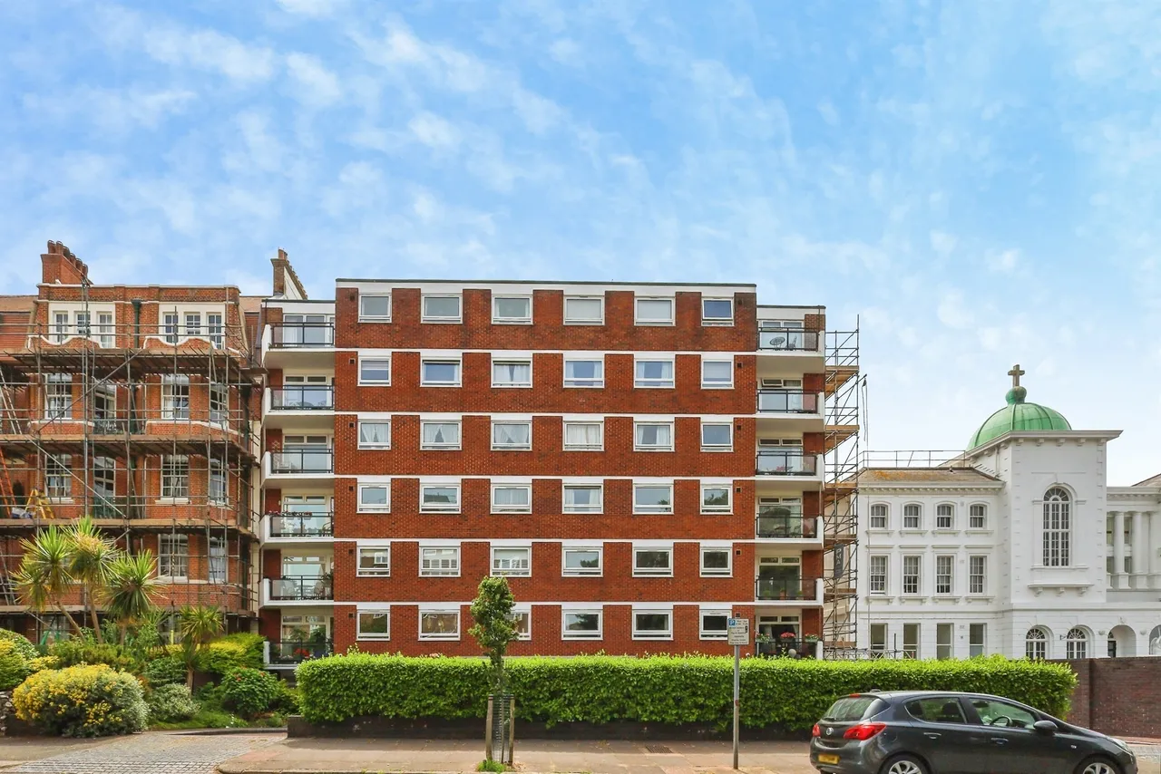 Hartington Place, Eastbourne, photo 12