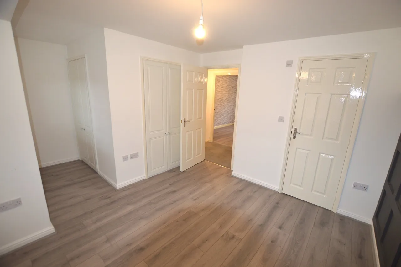Martin Court, Kemsley, Sittingbourne, ME10 2GN, photo 6