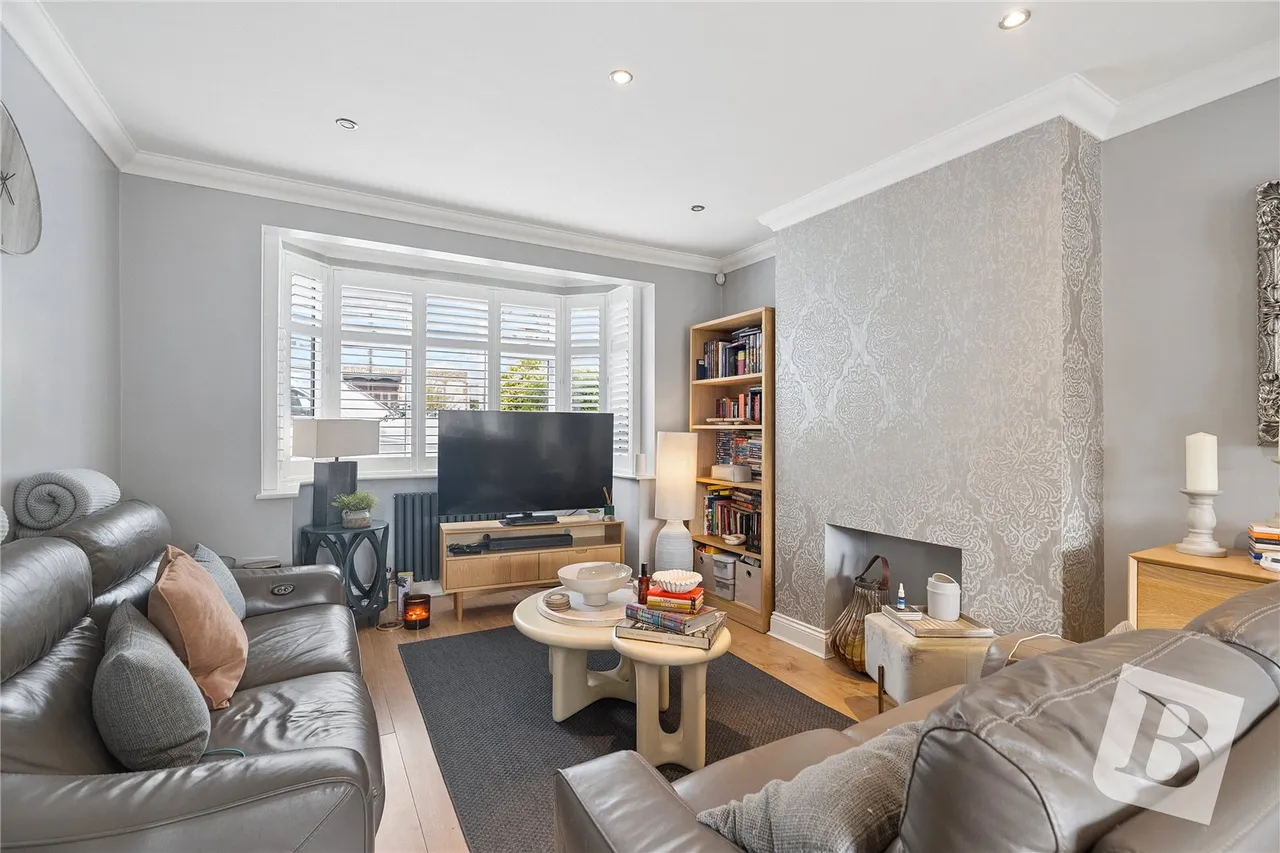 Granton Avenue, Upminster, RM14, photo 2