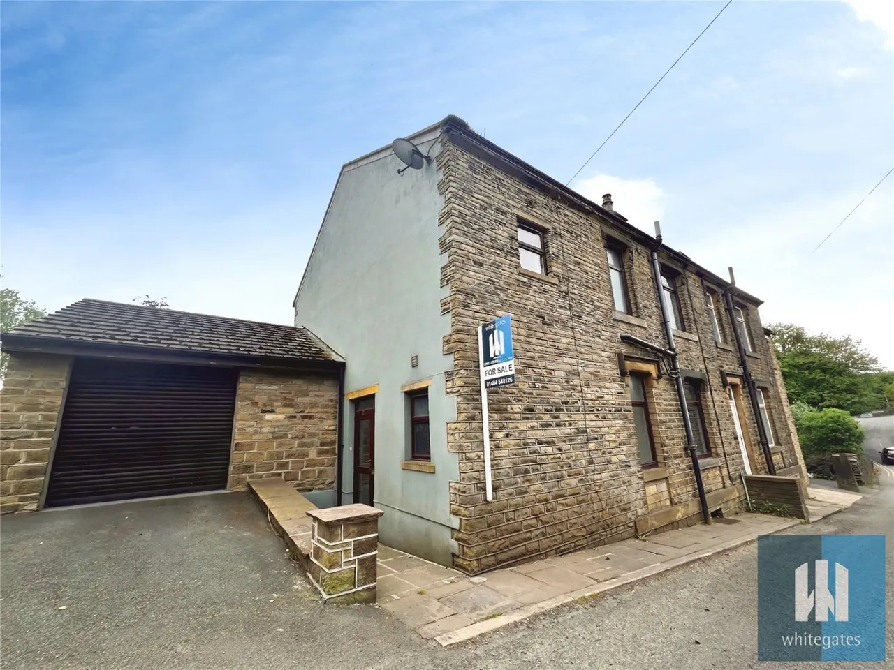 3 bed house for sale, Blackmoorfoot, Linthwaite, HD7