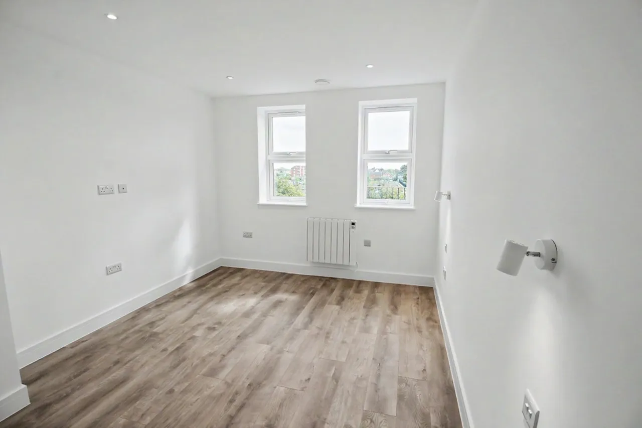 Gale Street, RM9, photo 6
