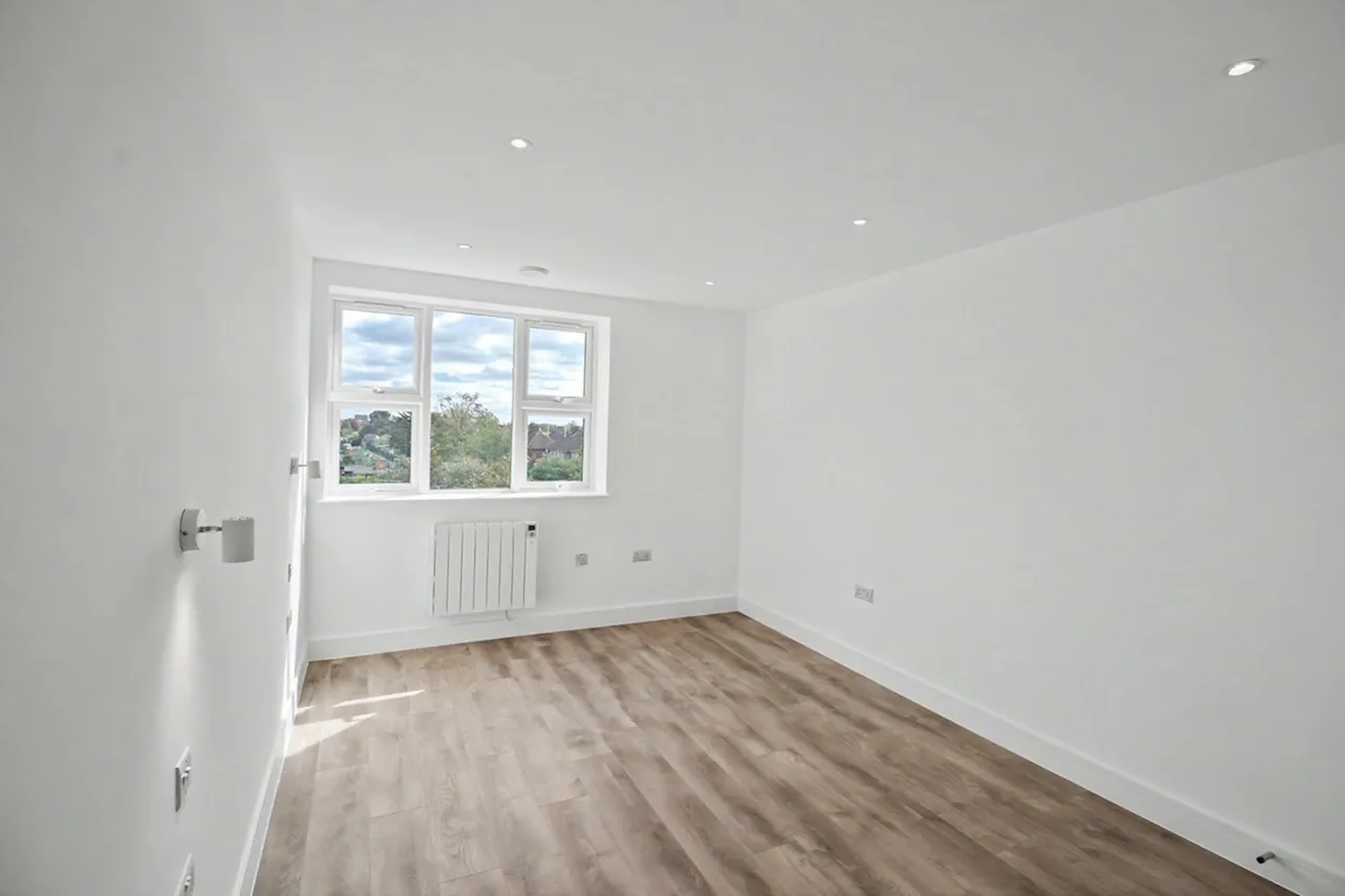 Gale Street, RM9, photo 8