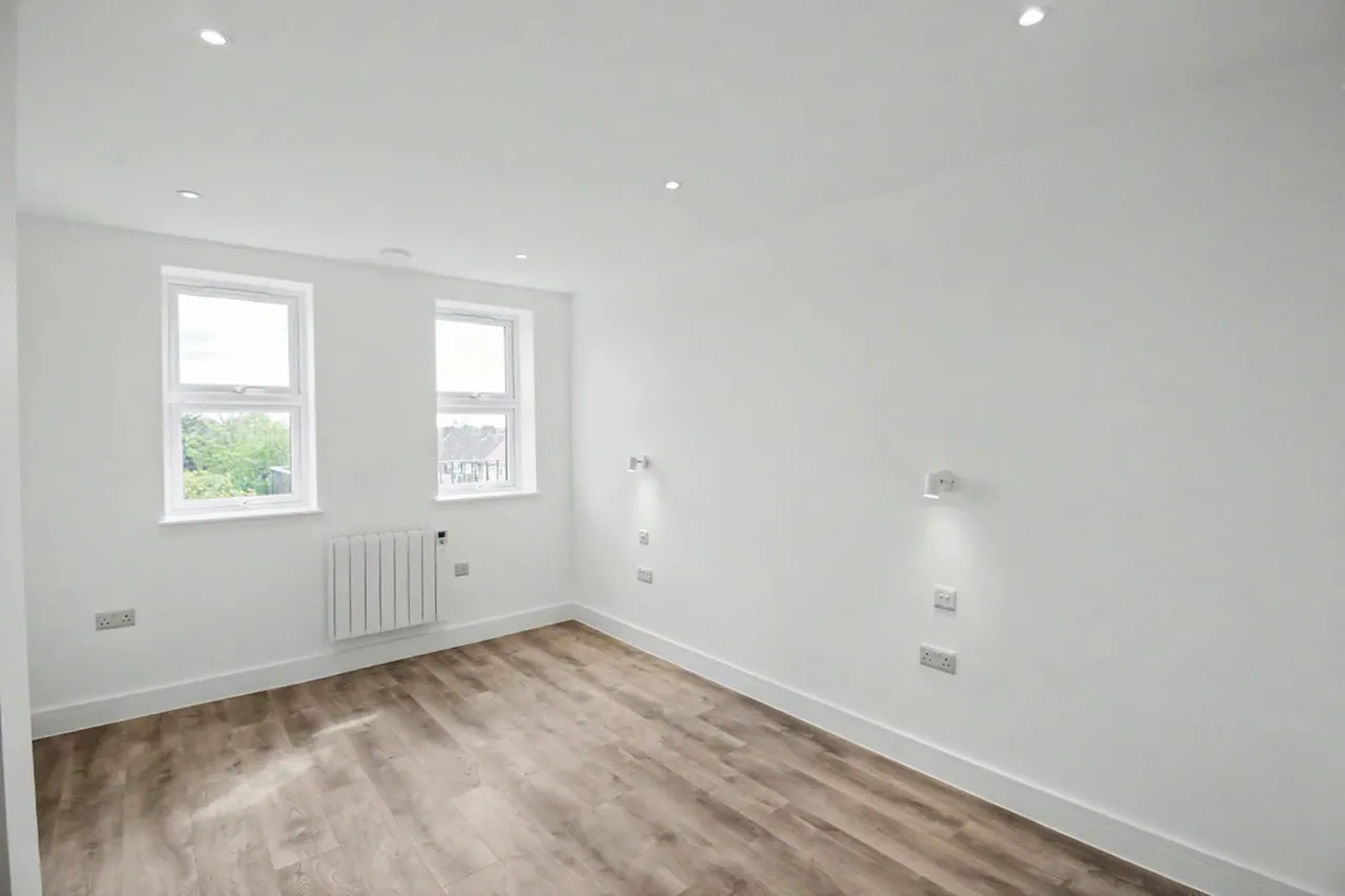 Gale Street, RM9, photo 5
