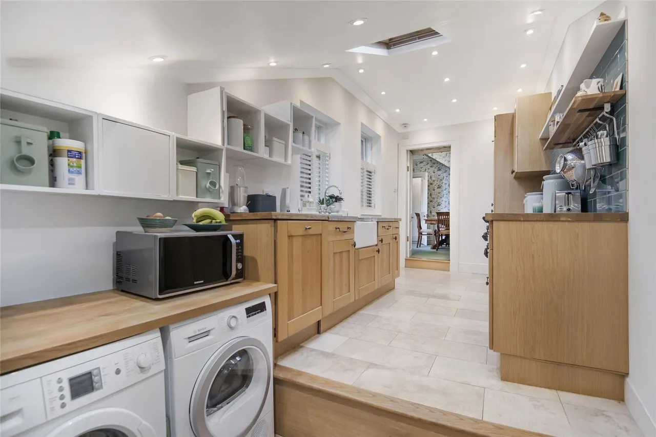 Central Avenue, Cambuslang, Glasgow, South Lanarkshire, G72, photo 10