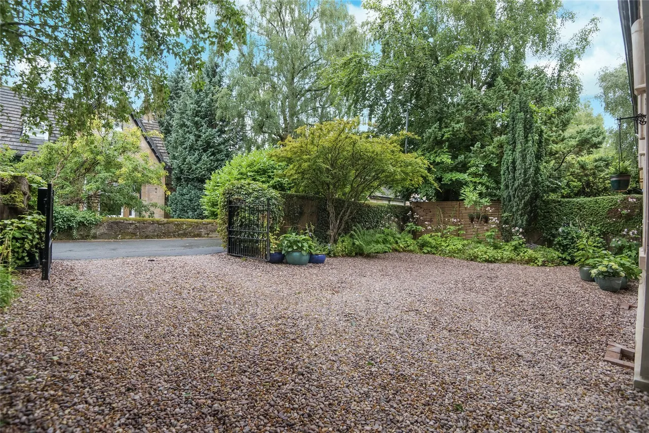 Central Avenue, Cambuslang, Glasgow, South Lanarkshire, G72, photo 28