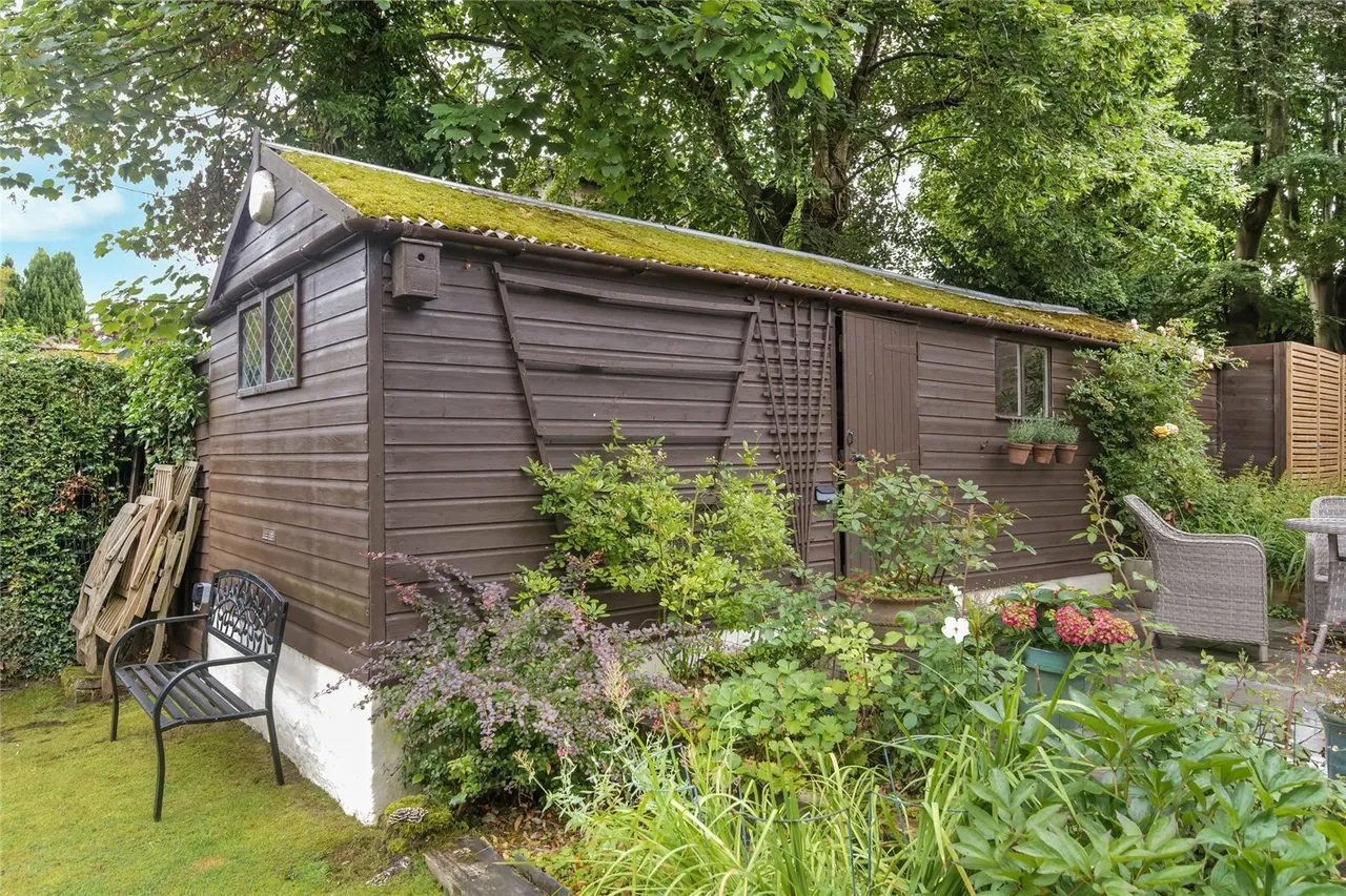 Central Avenue, Cambuslang, Glasgow, South Lanarkshire, G72, photo 23