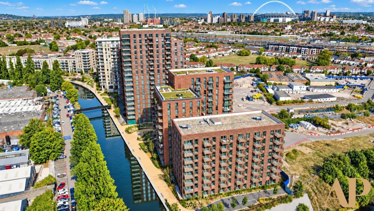 Quay Walk, Wembley, HA0, photo 22