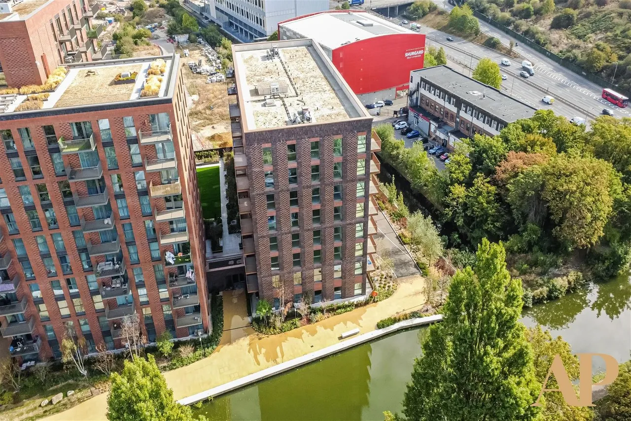 Quay Walk, Wembley, HA0, photo 19