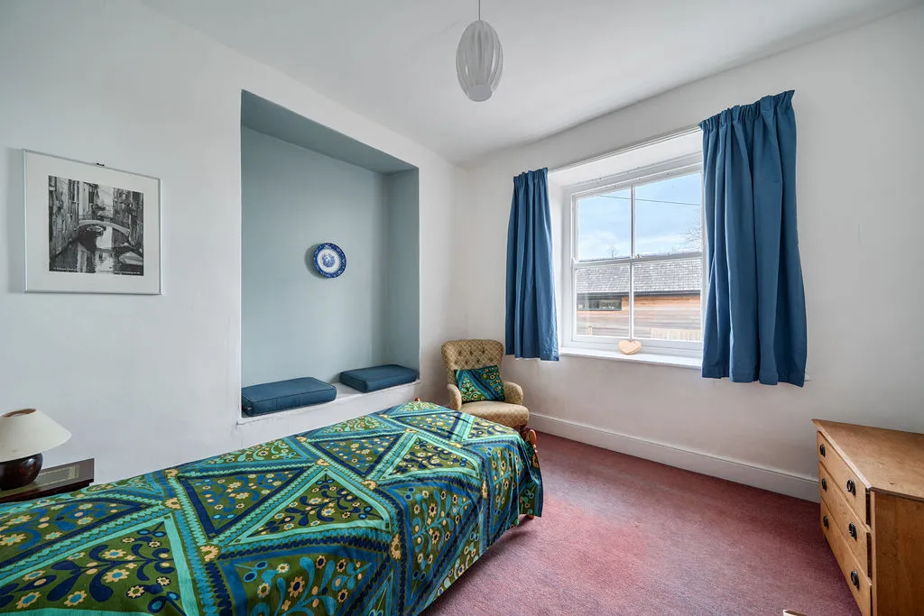 Balls Farm Road, Ide, Exeter, photo 17