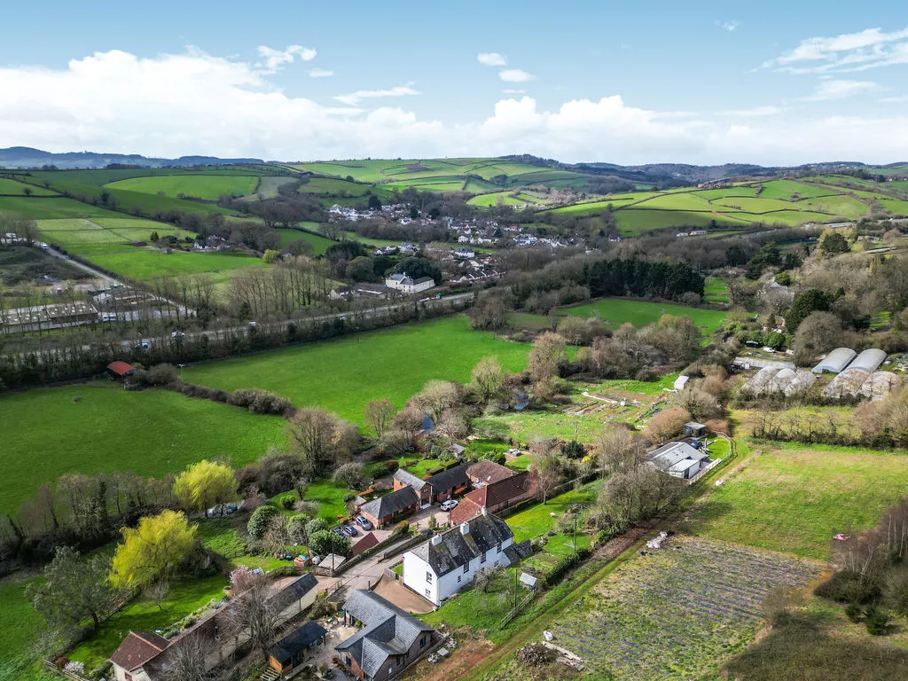 Balls Farm Road, Ide, Exeter, photo 34