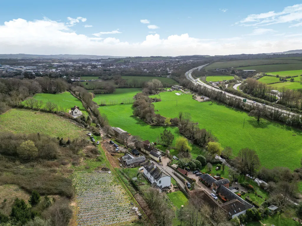 Balls Farm Road, Ide, Exeter, photo 32