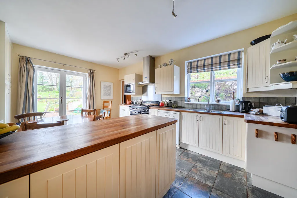 Balls Farm Road, Ide, Exeter, photo 5