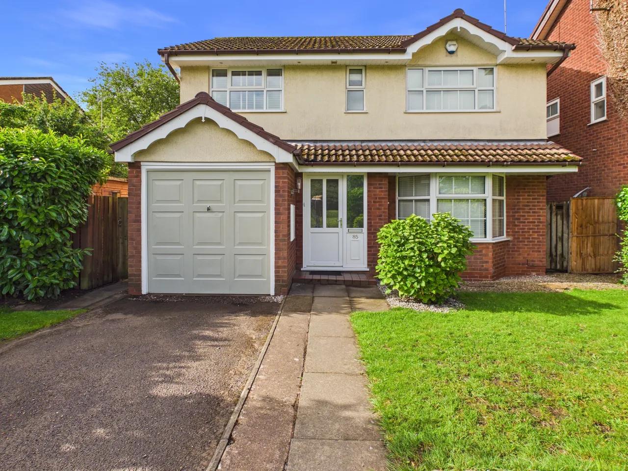 4 bed house for sale — Gambier Parry Gardens, Gloucester, GL2 9RE