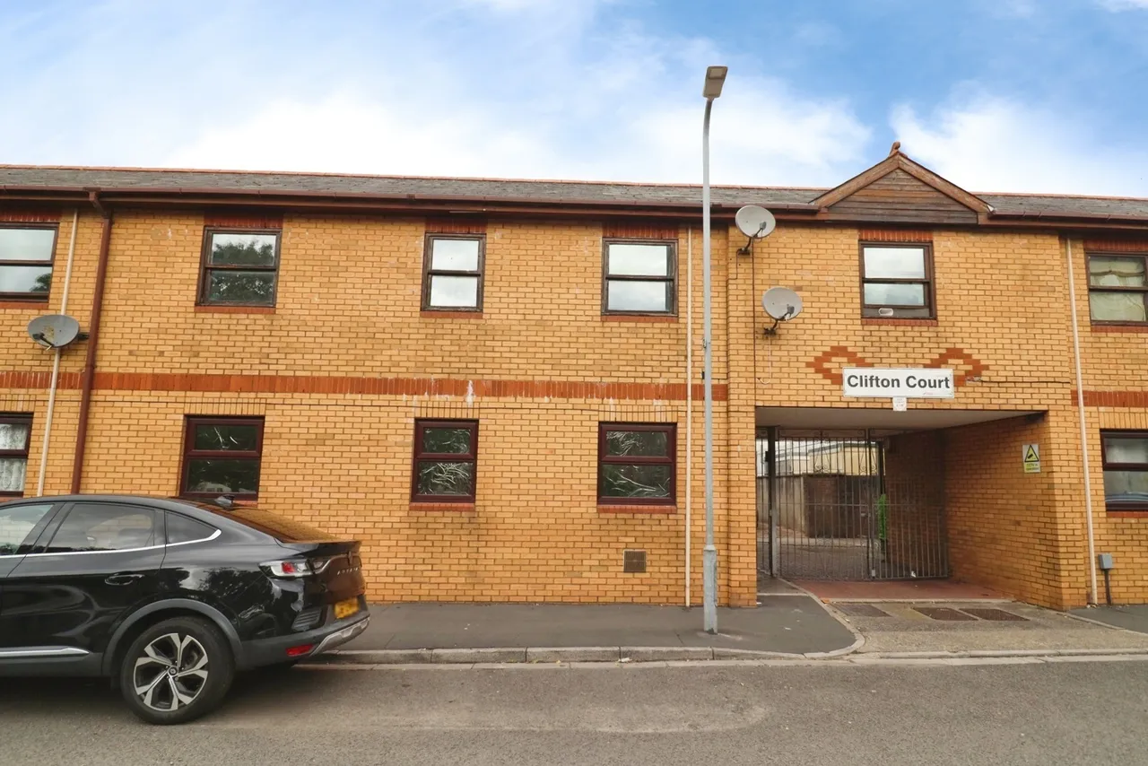 Star Street, CARDIFF, South Glamorgan, CF24, photo 21