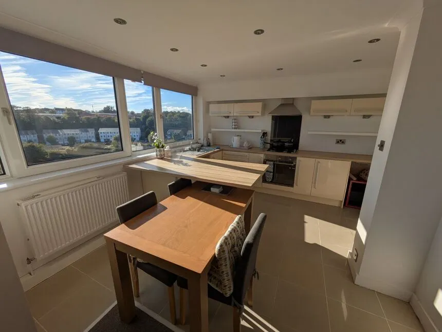 2 bed flat to rent, Collingwood Rise, Sandgate, CT20