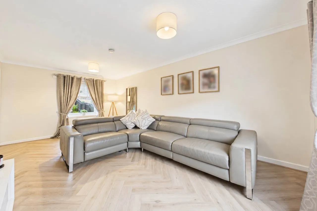 Timmons Terrace, Chapelhall, photo 2