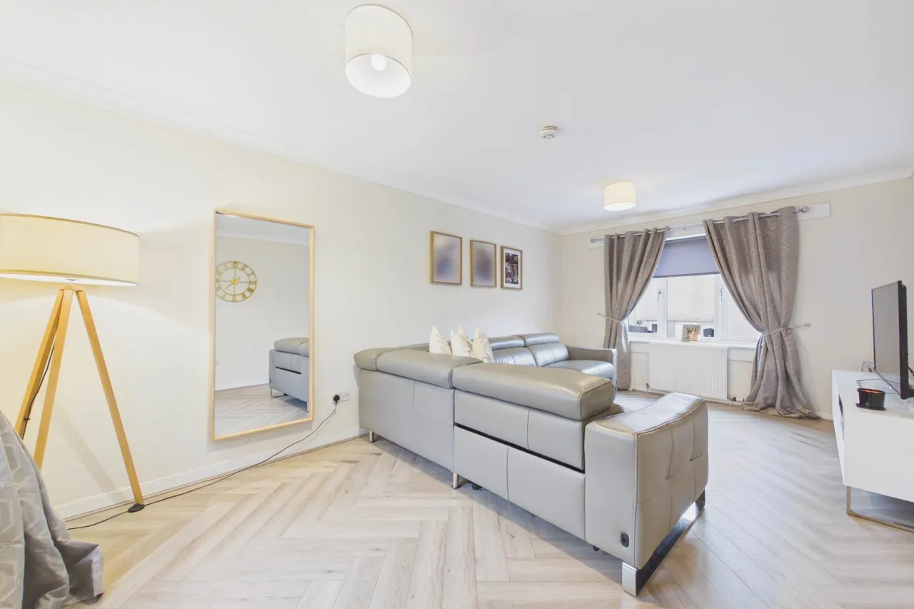 Timmons Terrace, Chapelhall, photo 4