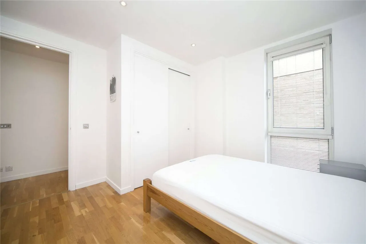 10 Hosier Lane, Clerkenwell, London, EC1A 9LS, photo 3