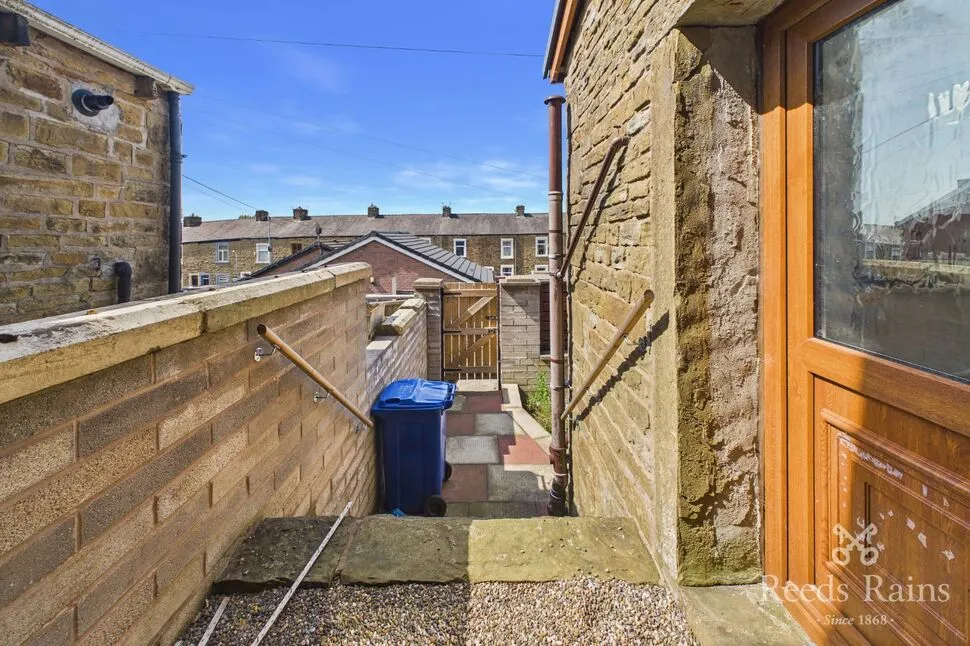 Burnley Road, Clayton Le Moors, BB5, photo 5