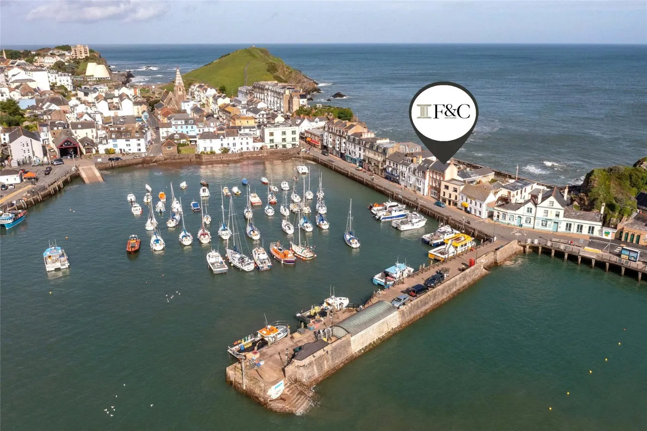 property for sale, The Quay, Ilfracombe