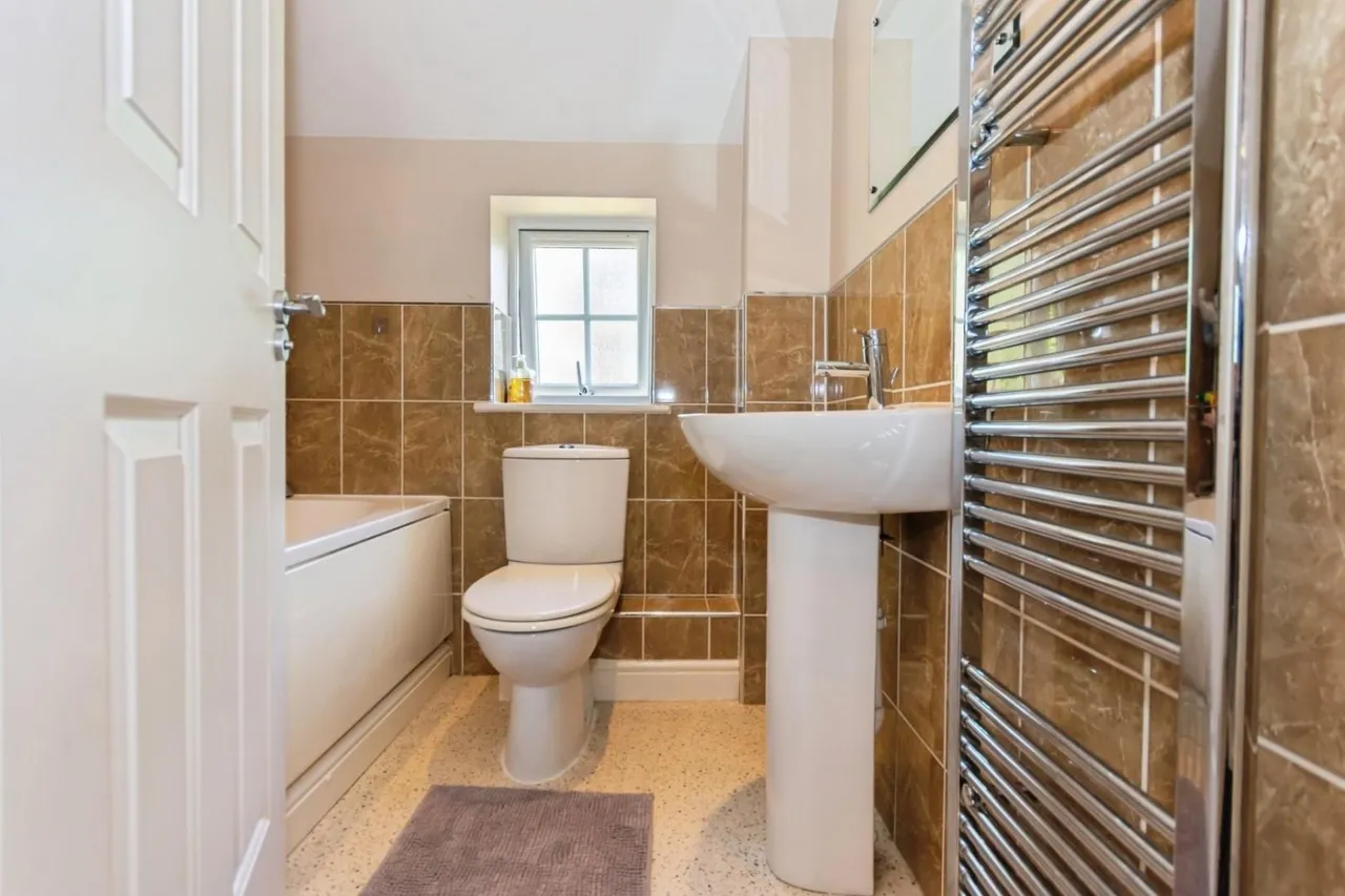 Tilehouse Green Lane, Knowle, Solihull, photo 8