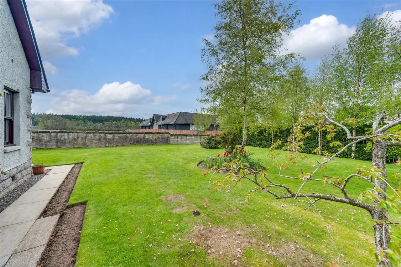 Old Mart Road, Aboyne, AB34, photo 29