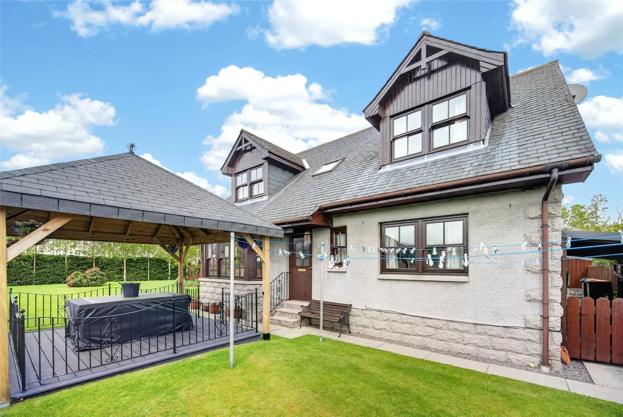 Old Mart Road, Aboyne, AB34, photo 32