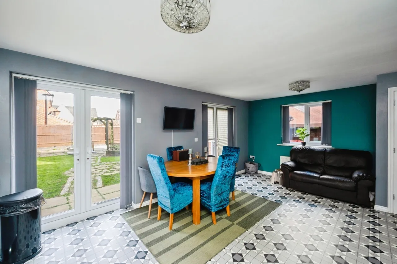Sylvan Avenue, Kirkby-in-Ashfield, Nottingham, Nottinghamshire, NG17, photo 4
